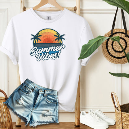 Summer Vibes! Tee